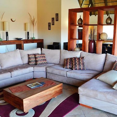 ดิงเวง ซาฟารี แคมป์ Villa The Waterberg Biosphere ภายนอก รูปภาพ