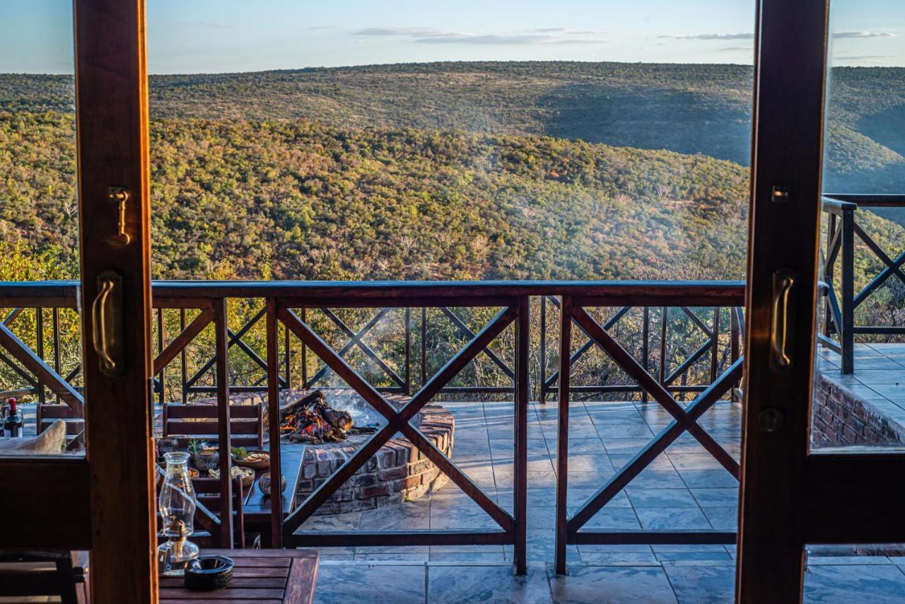 ดิงเวง ซาฟารี แคมป์ Villa The Waterberg Biosphere ภายนอก รูปภาพ