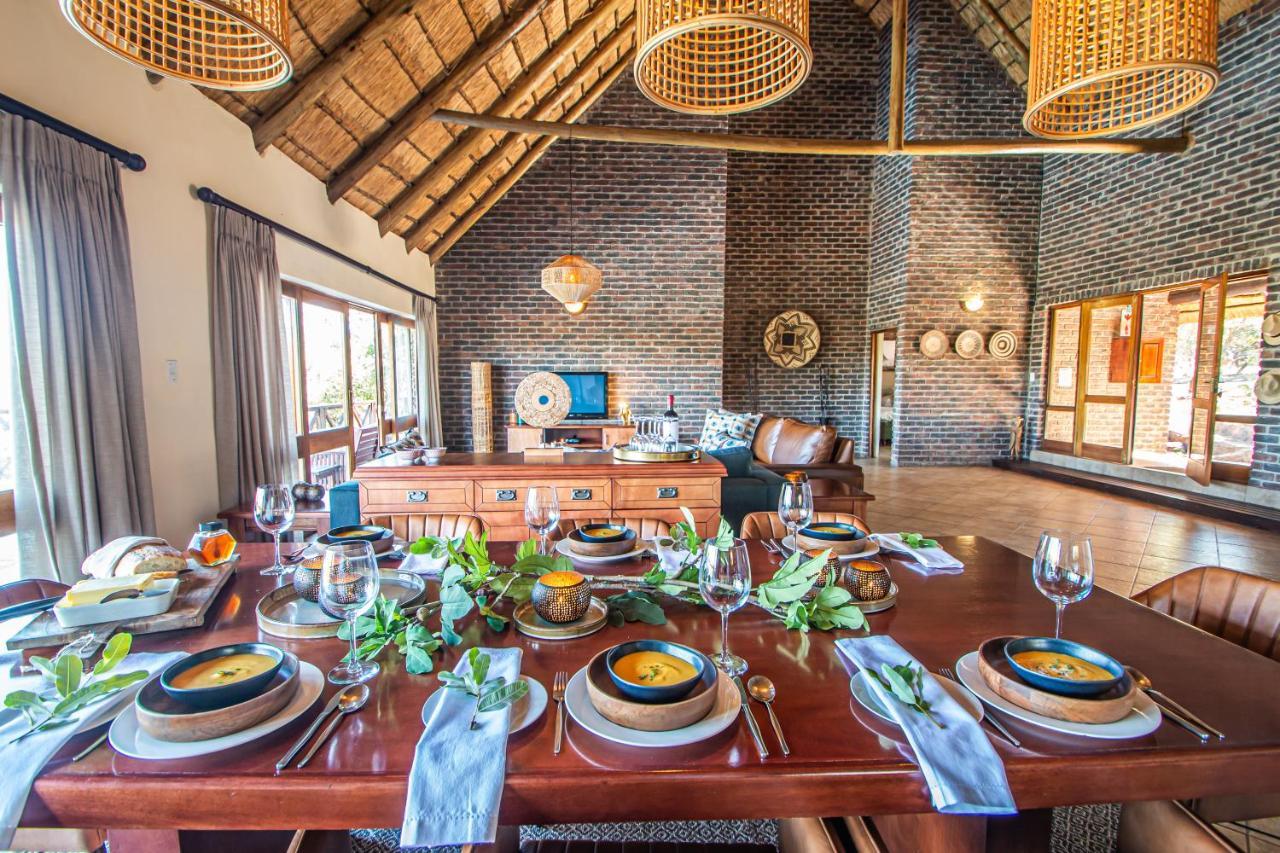 ดิงเวง ซาฟารี แคมป์ Villa The Waterberg Biosphere ภายนอก รูปภาพ